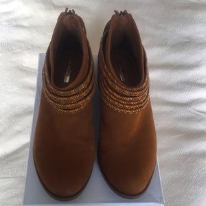 BCBGeneration Ankle bootie